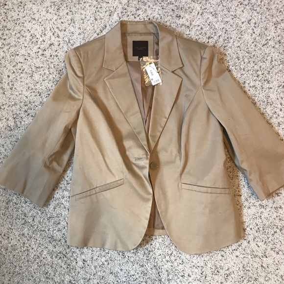 The Limited Jackets & Blazers - NWT Limited 3/4 Sleeve Blazer Size L